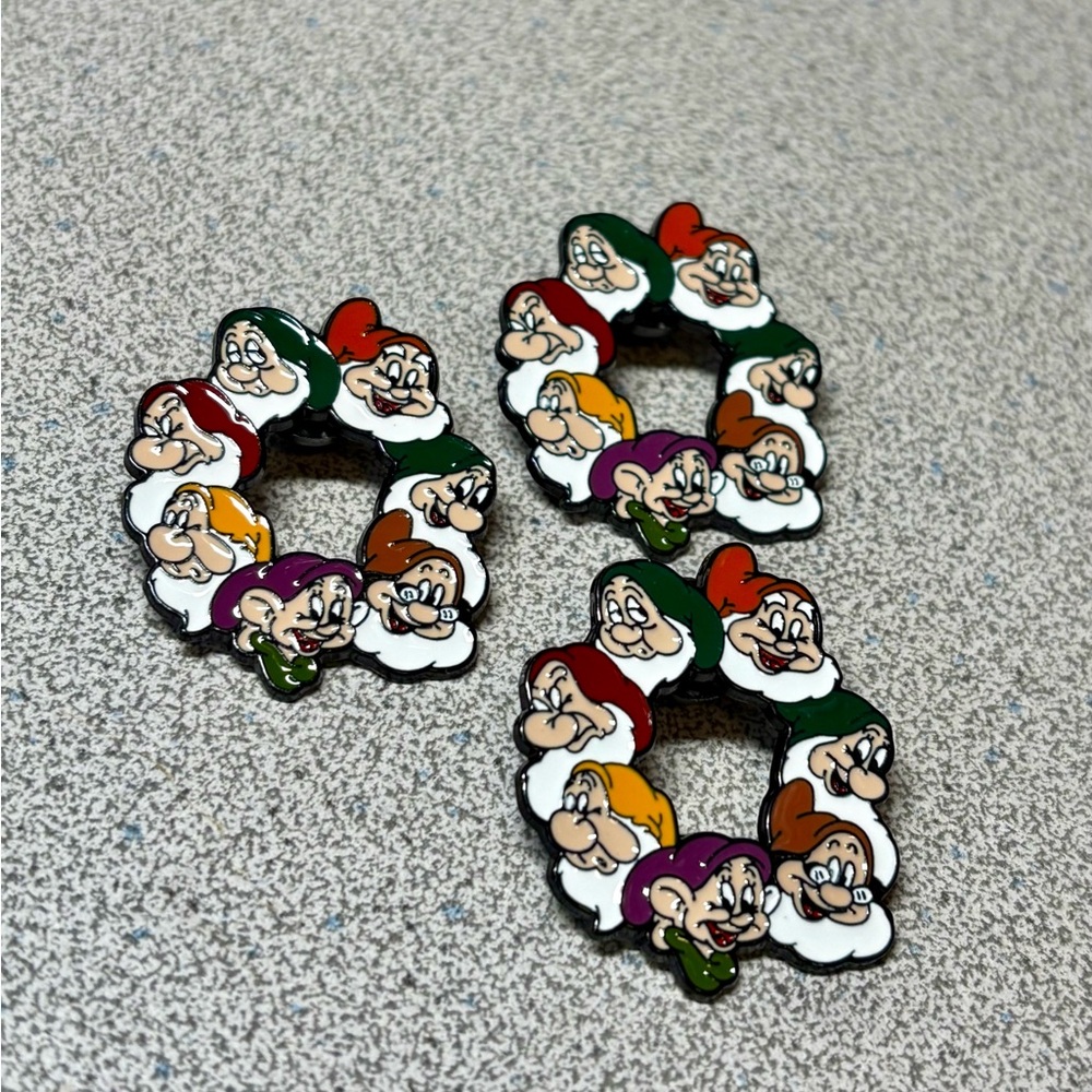 One Seven Dwarfs Enamel Pin